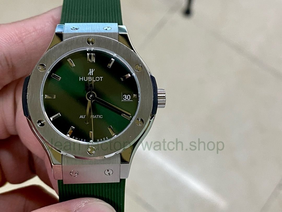 0e16addc 3587 43e6 b69c 9affa25dfadd 1 Clean Factory Watch