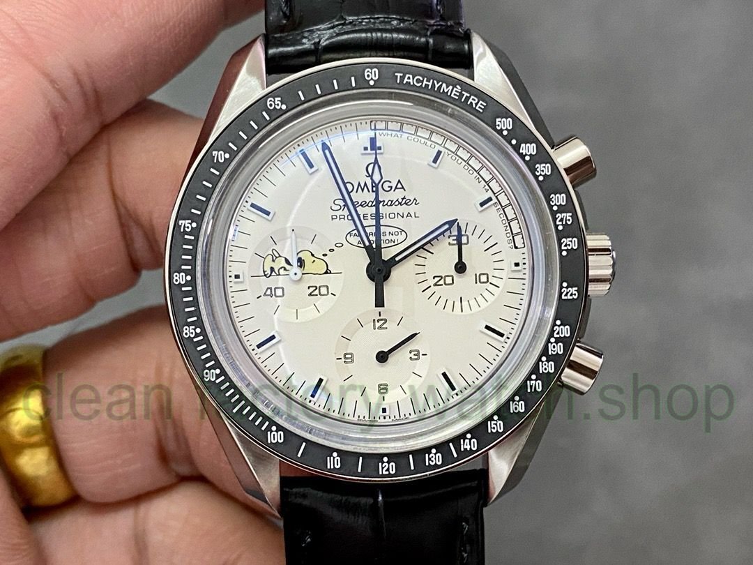 OM Factory Omega Speedmaster Professional Moonwatch Apollo 13 45th Anniversary Snoopy Award 311.32.42.30.04.003 42mm Steel Leather Strap White Dial 1 207fb435 7737 4dd9 908a afb9a0b05d01 Clean Factory Watch