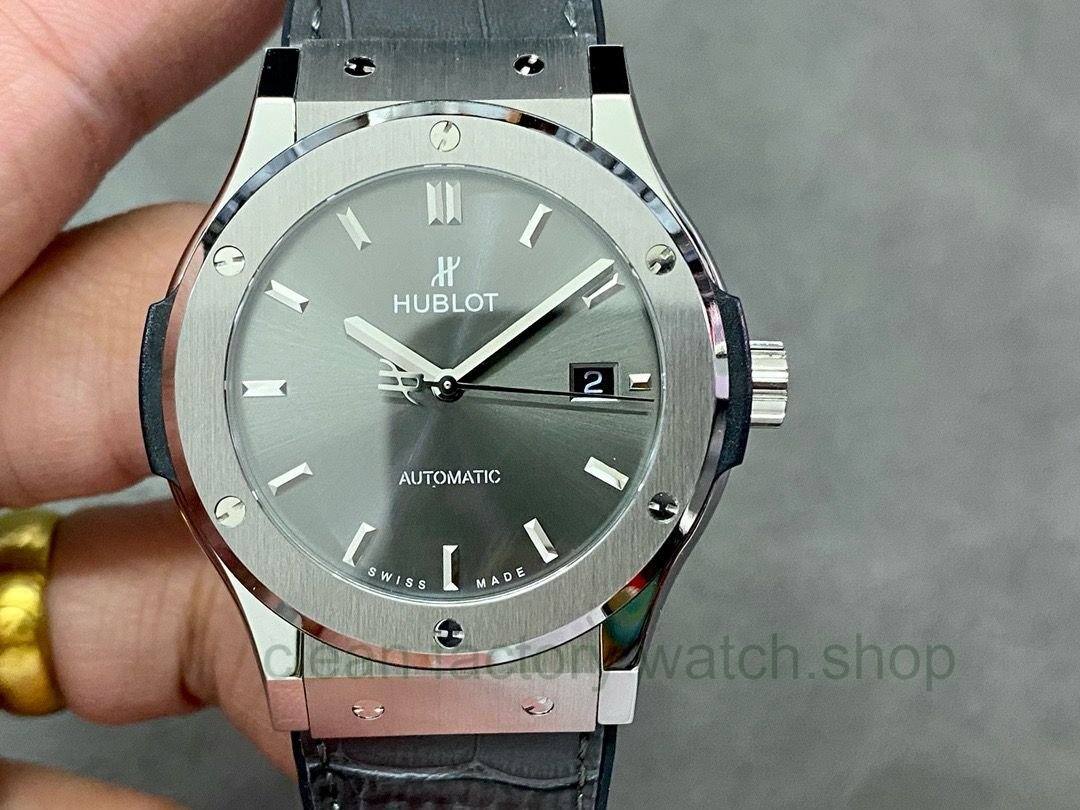 HB Factory Hublot Classic Fusion Racing Grey 542.NX.7071.LR Titanium Rubber Strap Grey Dial 1 292430a8 620d 49f2 8d49 8a09fe606756 Clean Factory Watch