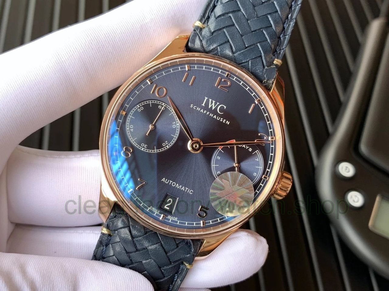 3c284624-4e00-405a-a49e-5814eb78be1d 3c284624-4e00-405a-a49e-5814eb78be1d