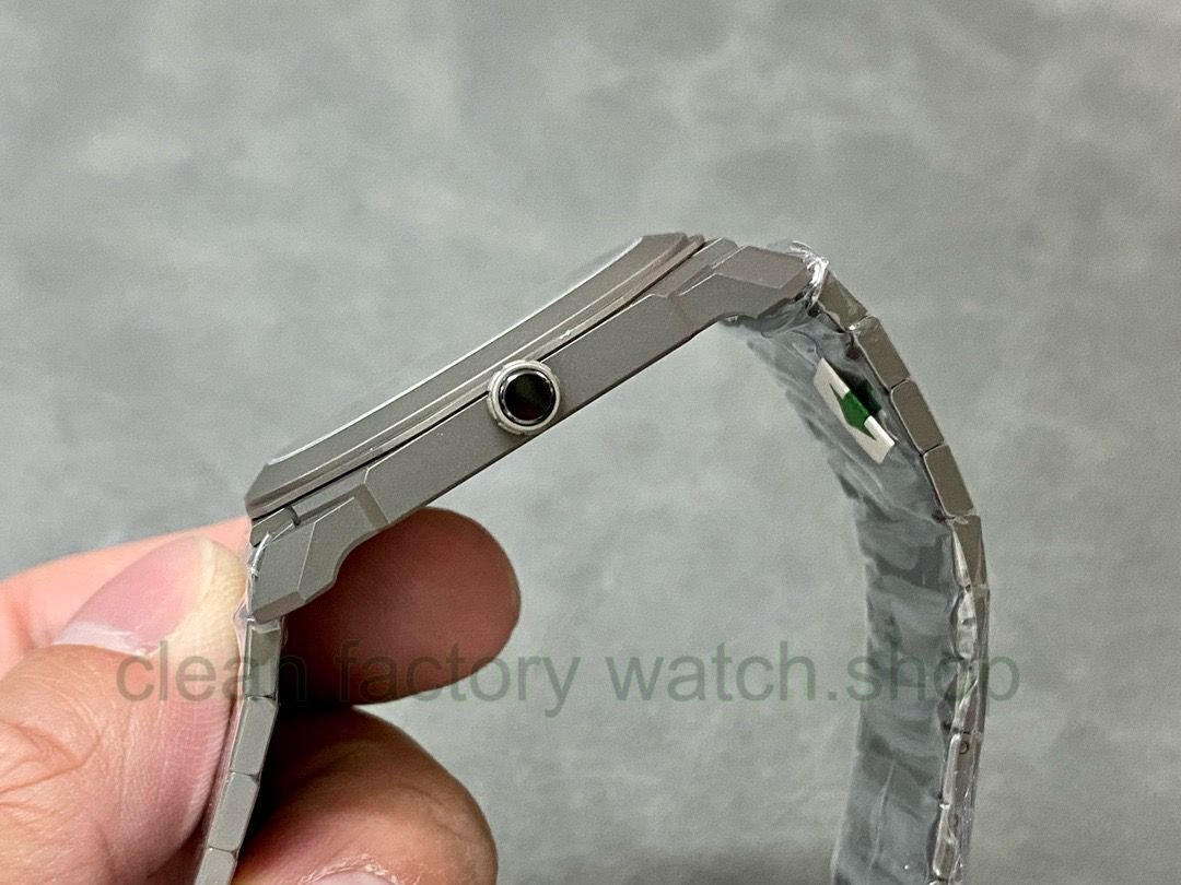 4d182d18-de34-4629-b9ab-fa7d77d04e78 4d182d18-de34-4629-b9ab-fa7d77d04e78