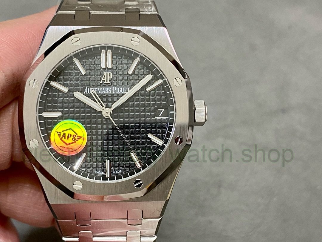 69610c60 4174 4e54 a46e 481bcab4ef59 Clean Factory Watch