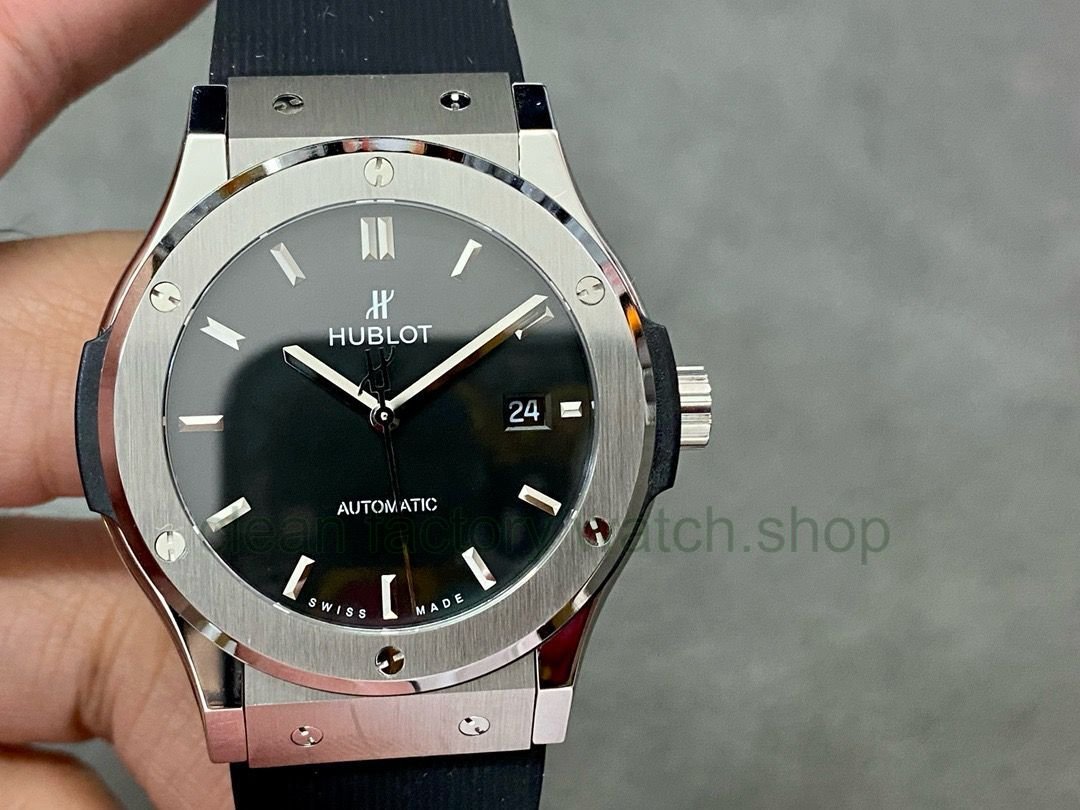 87dc8f80 a9ab 4d29 9125 c0480e61877b Clean Factory Watch