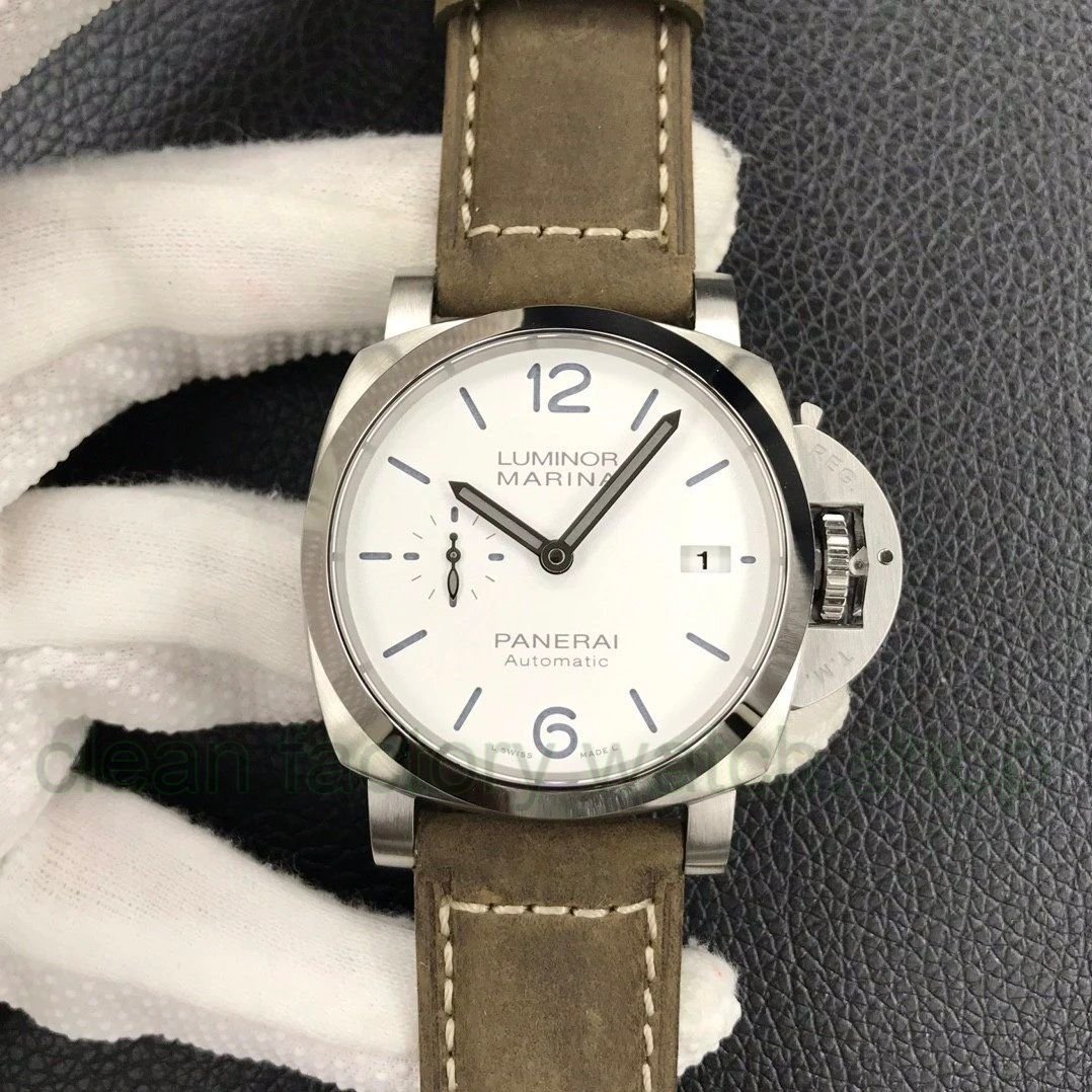 9373b62a 7161 4911 8c66 c322da2a9230 1 Clean Factory Watch