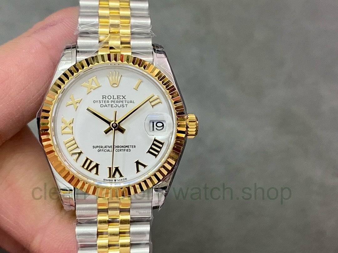9809320f c752 4b86 bed2 81dd955dd9dc Clean Factory Watch