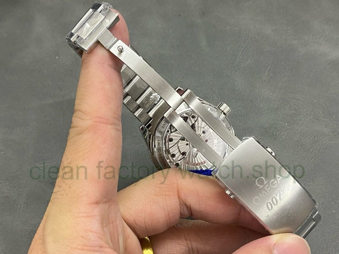 9a7b20c2-7709-41c4-9dd5-8de1ef3a550e 9a7b20c2-7709-41c4-9dd5-8de1ef3a550e