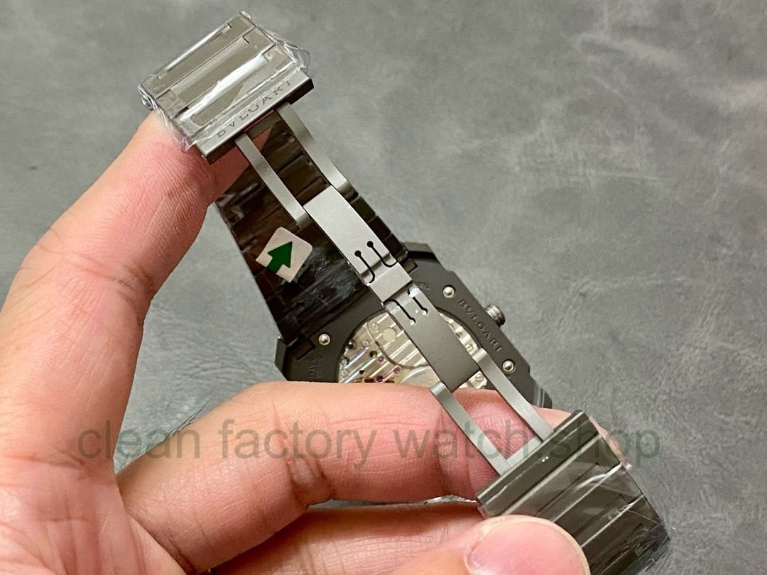 9cfb5bc5-e000-4ff6-b9d9-7164d0930b68 9cfb5bc5-e000-4ff6-b9d9-7164d0930b68