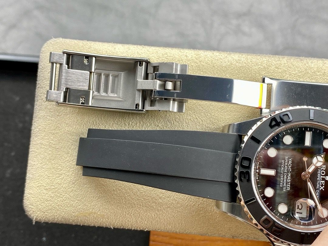 a9655dc6-a806-4b41-945b-6f603e187d90 a9655dc6-a806-4b41-945b-6f603e187d90