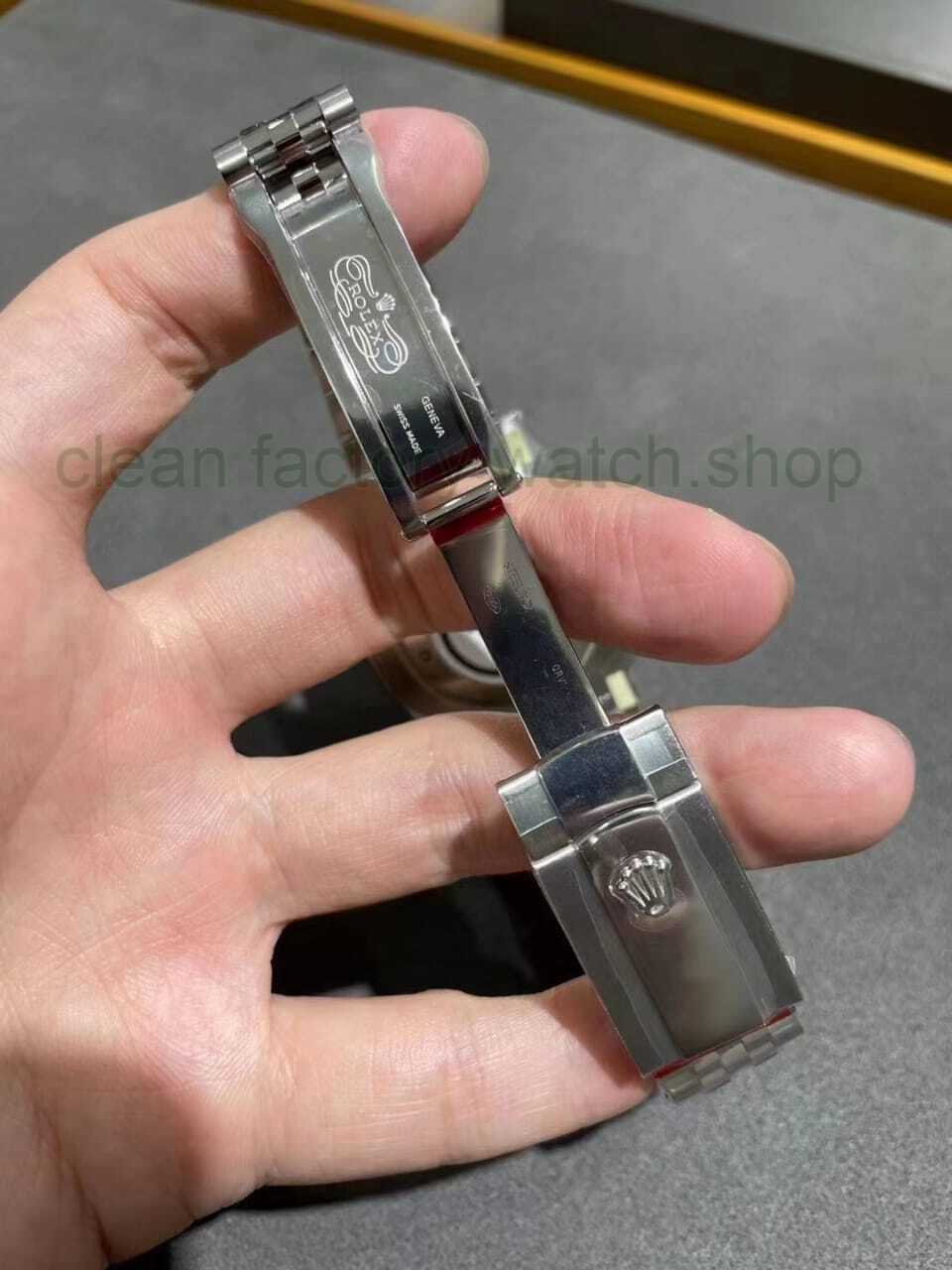 bbf694a1-823d-45ab-96ce-118d4517fc0f bbf694a1-823d-45ab-96ce-118d4517fc0f