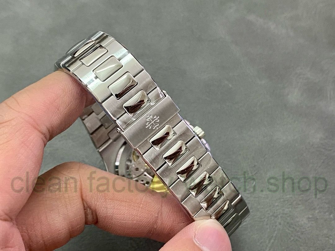 e67811ee-b96a-4762-b51d-d61d3c3aa598 e67811ee-b96a-4762-b51d-d61d3c3aa598