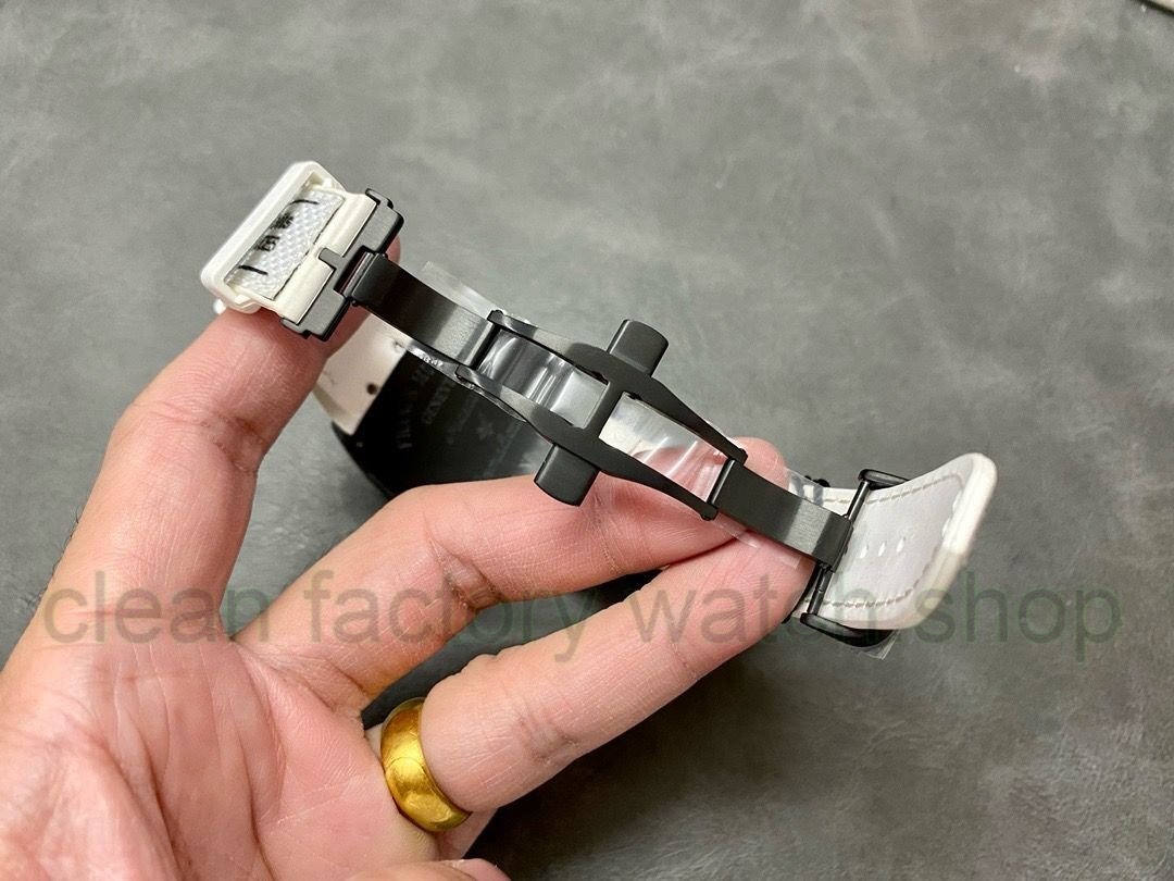 f69d91c1-2952-40f9-a771-fea0daa19f4c f69d91c1-2952-40f9-a771-fea0daa19f4c