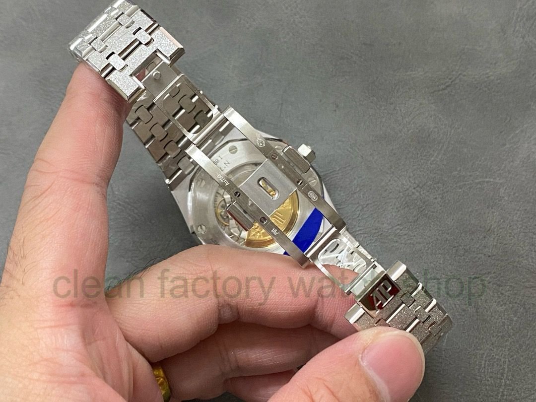 fb286e40-f1b7-4d10-8f41-af331ae84e23 fb286e40-f1b7-4d10-8f41-af331ae84e23