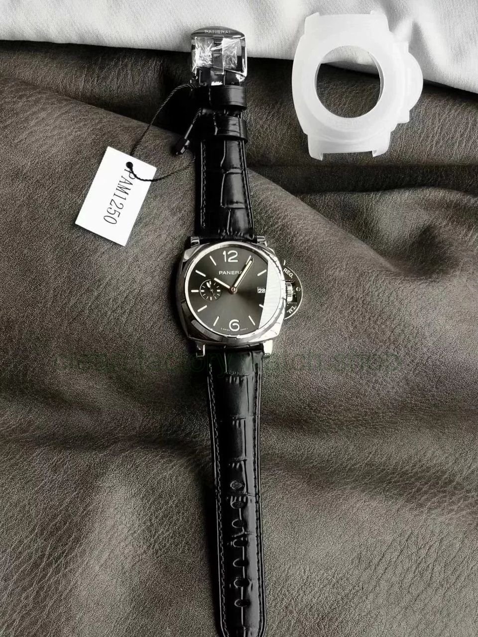 feaa8e90-d6cf-4681-a2b8-0ec4c6c45340 feaa8e90-d6cf-4681-a2b8-0ec4c6c45340