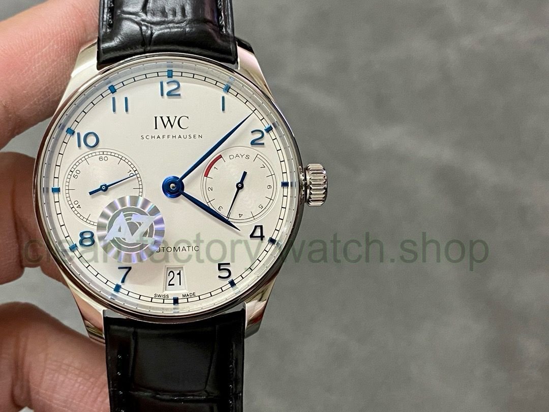 0dd3bef3 cacb 4a6e b99f 06b8fe617779 Clean Factory Watch