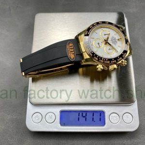 QF Factory ‘counterweight 140g’ Rolex Daytona 126518LN-0002 40mm Yellow Gold Rubber Strap White Dial weighs 141.1g