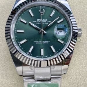 4a8e56fa 08f3 4b7e 8fc3 07a9028a0bf4 Clean Factory Watch