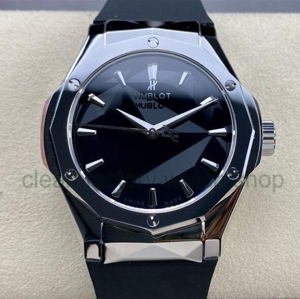 4d2fc475 1bac 4735 8760 ae7304d84021 Clean Factory Watch