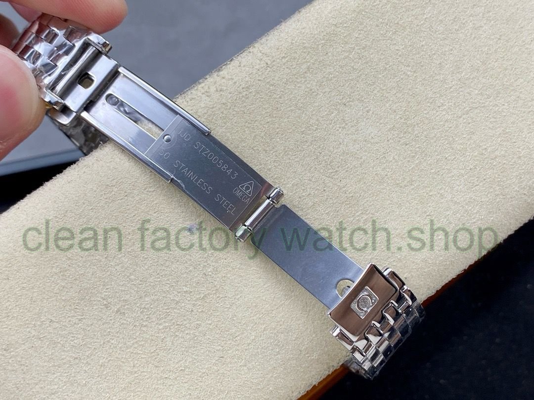 4f862779-54b4-4b62-82c5-08026ee38c10 4f862779-54b4-4b62-82c5-08026ee38c10