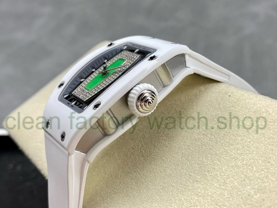 6a89c612-50ec-4e16-862a-092ffde10f1f 6a89c612-50ec-4e16-862a-092ffde10f1f