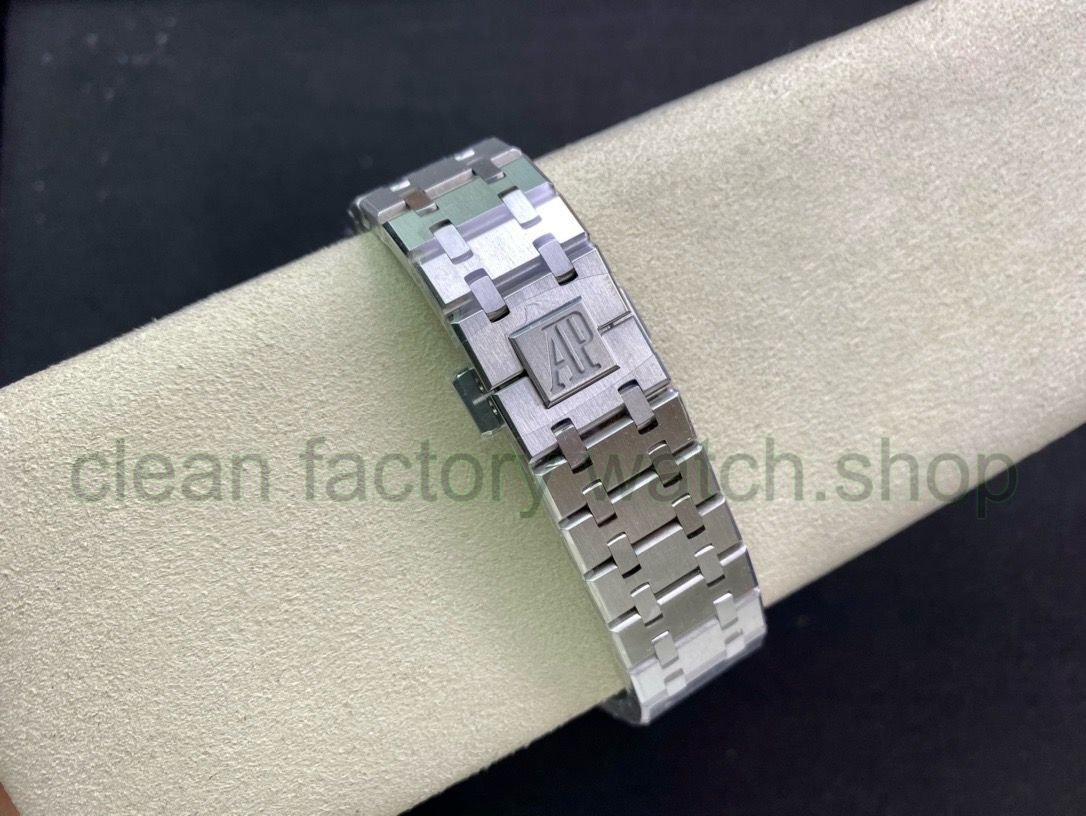 7a8215d3-f636-40d0-af22-387930e29f9f 7a8215d3-f636-40d0-af22-387930e29f9f