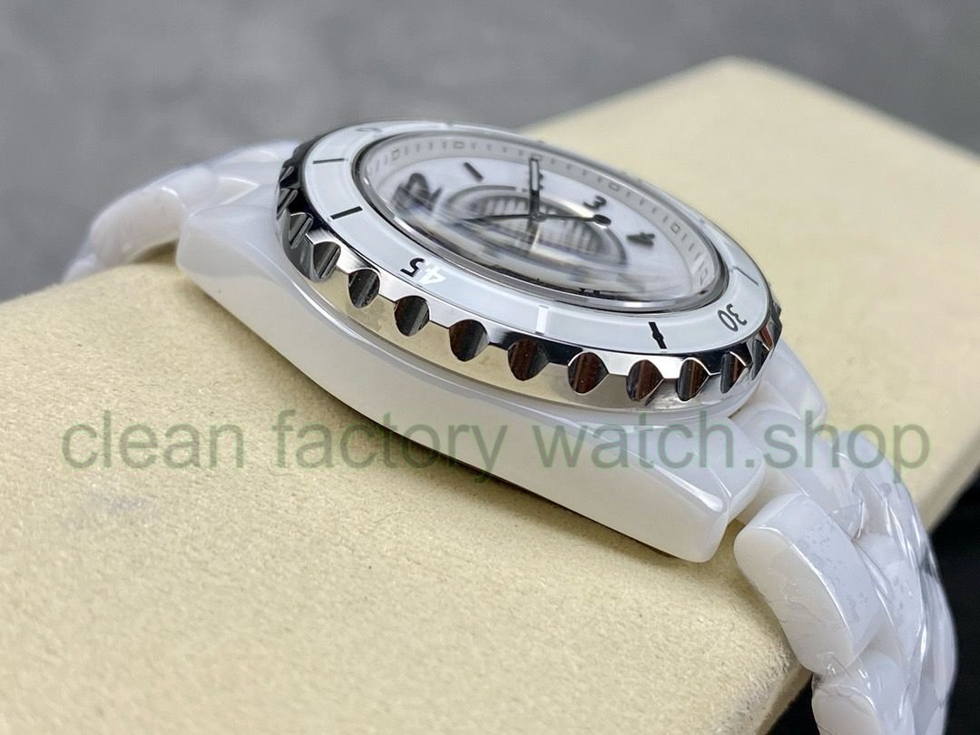 7b73761d-a811-4912-beeb-a5756841fd0b 7b73761d-a811-4912-beeb-a5756841fd0b