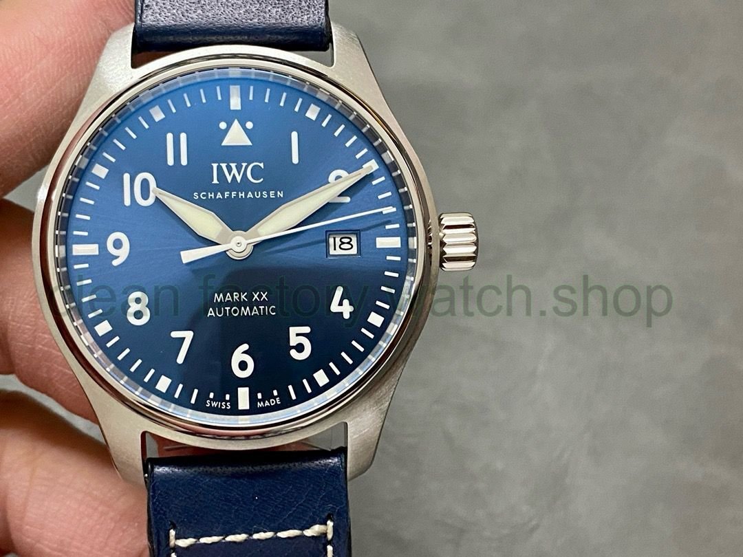 7f641bab b8a8 477d 8196 08e0ed5abdb2 Clean Factory Watch