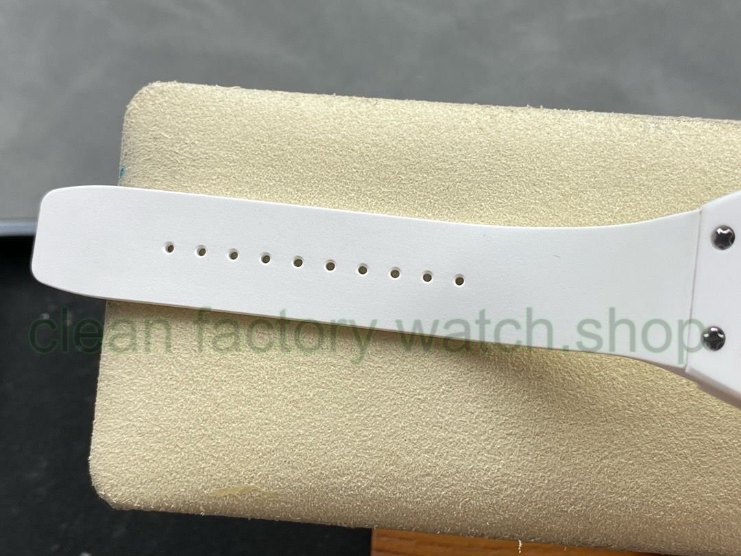 90725fd0-b2e4-4202-93b0-cc31ac3f428f 90725fd0-b2e4-4202-93b0-cc31ac3f428f