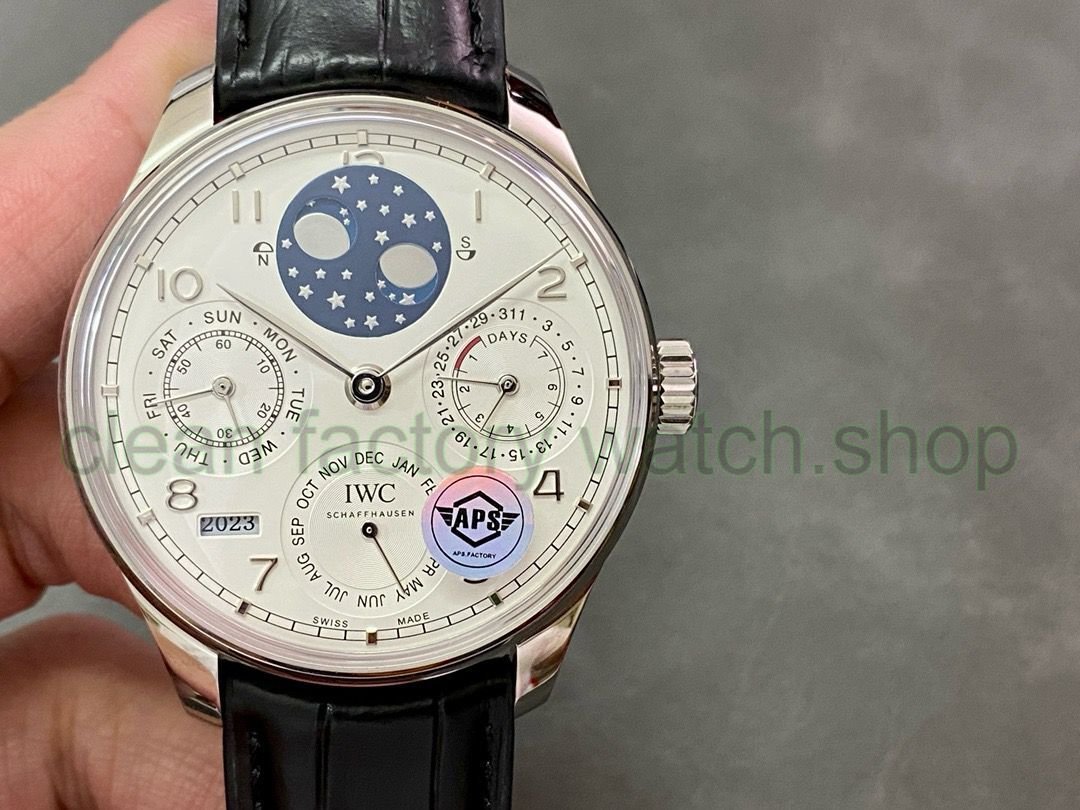 975a8f89 542d 4399 baa1 9c4e5dfc1500 Clean Factory Watch