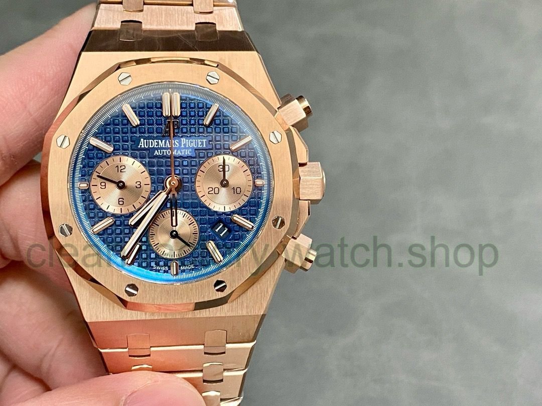 a01cab25 46a0 4199 bed7 6a15444014b4 Clean Factory Watch