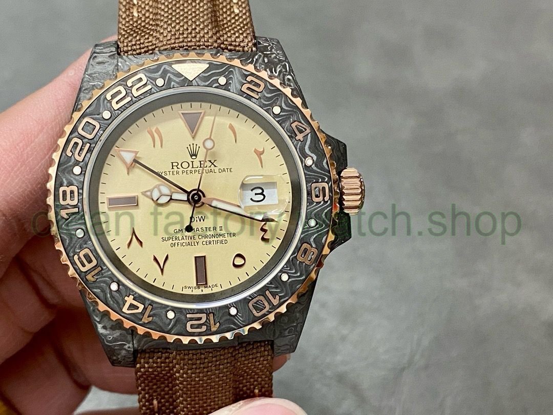 DIW Factory Rolex GMT-Master II 126710 Limited Edition 40mm Gold Word Carbon Fiber Artificial Fiber Woven Strap Middle Eastern Digital Gold Dial 1 a5e2b22a 03f9 4cb1 b6ef b22d5418f460 Clean Factory Watch