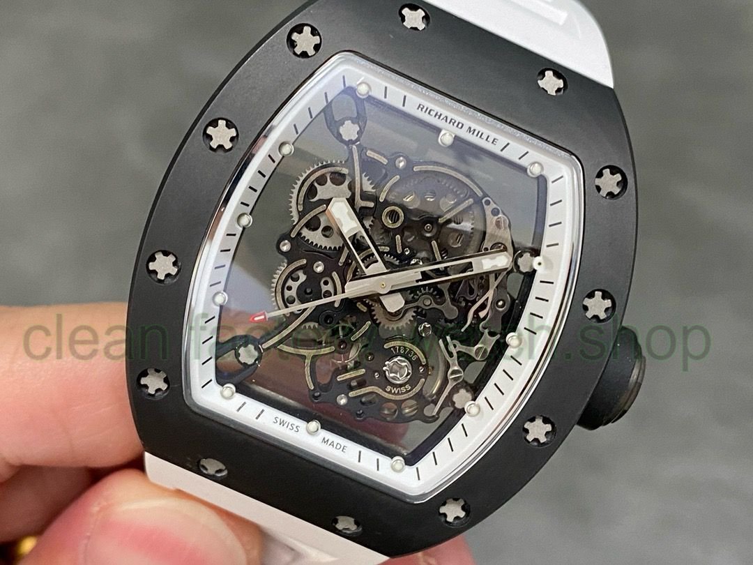 aac8c136-1daa-4e3f-965f-8c8f3d8ba825 aac8c136-1daa-4e3f-965f-8c8f3d8ba825