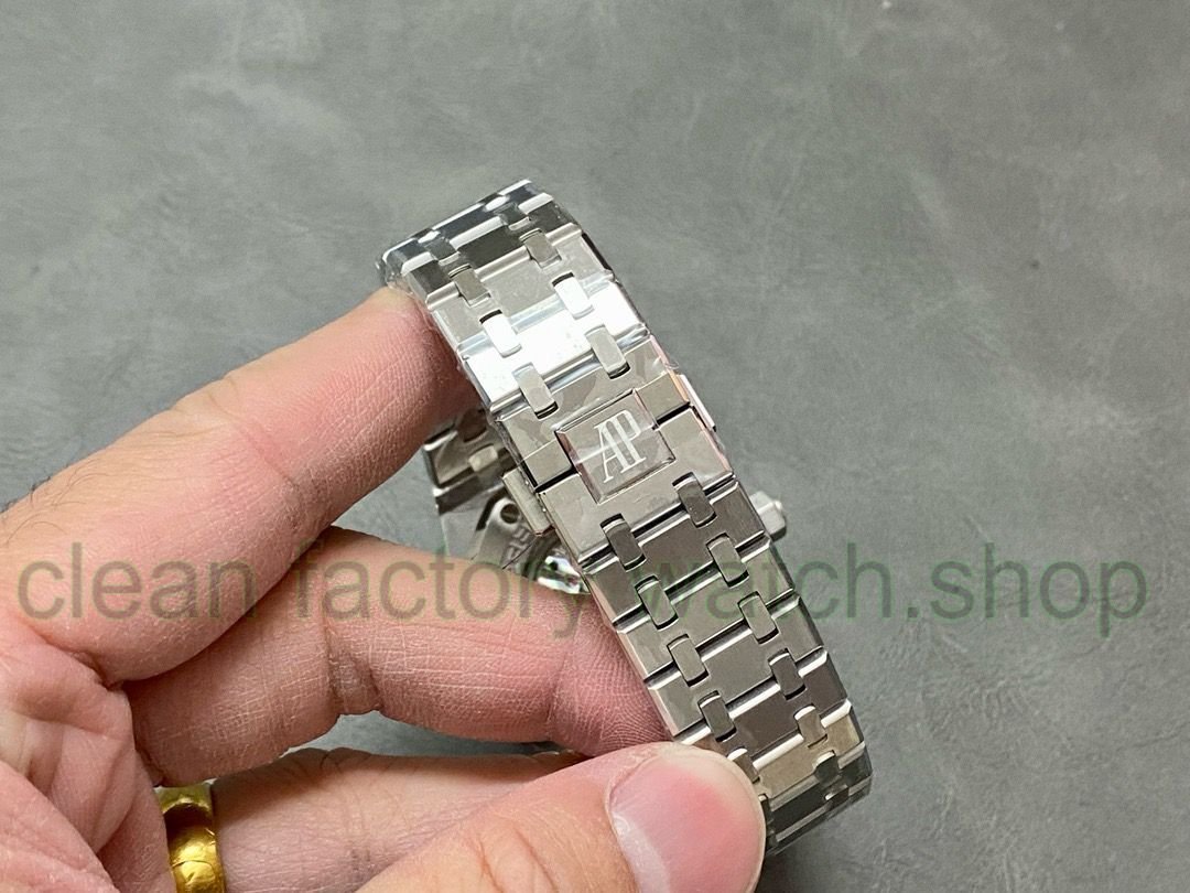 aae84f42-ac42-4e10-b51a-af8ab4f4d8bc aae84f42-ac42-4e10-b51a-af8ab4f4d8bc