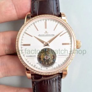 bddc21bf 7854 4c6e 8553 dfc2c7583c73 Clean Factory Watch