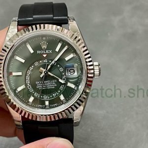 de3f125e 58fc 4ee1 b8e5 1937dace3710 Clean Factory Watch