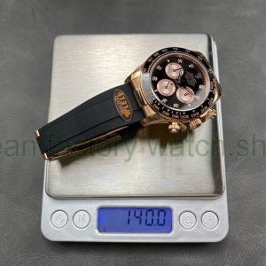 QF Factory ‘counterweight 140g’ Rolex Daytona 126515LN-0004 40mm Rose Gold Rubber Strap Diamond Black Dial weighs 140g