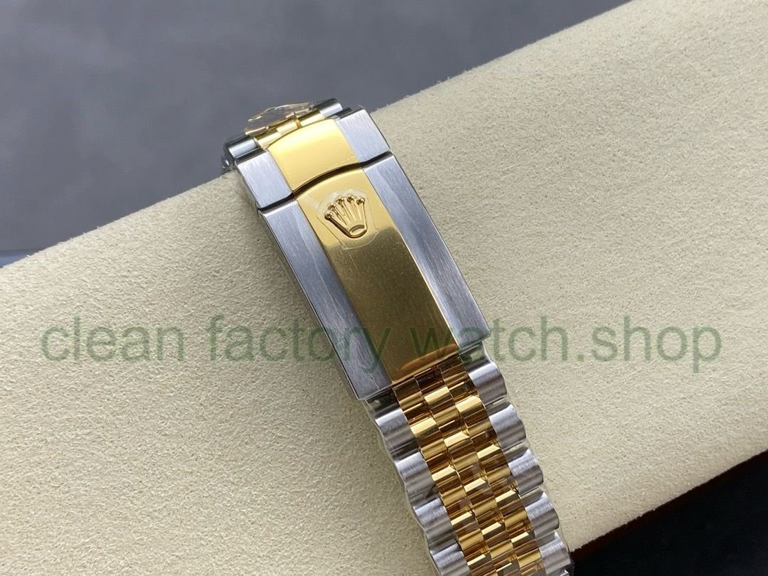 f15e01db-9943-4b03-b0f0-3791f2ad8875 f15e01db-9943-4b03-b0f0-3791f2ad8875