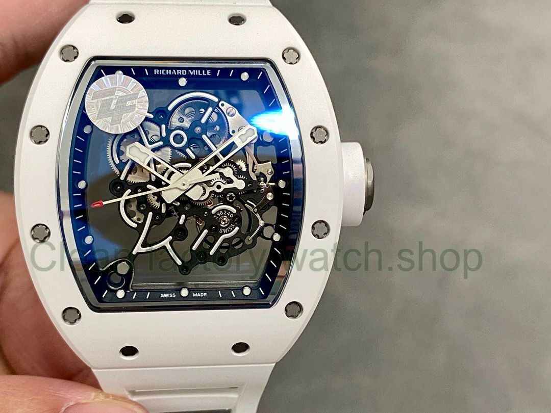 f535a004 eae4 46e0 8106 72e1dc839304 Clean Factory Watch