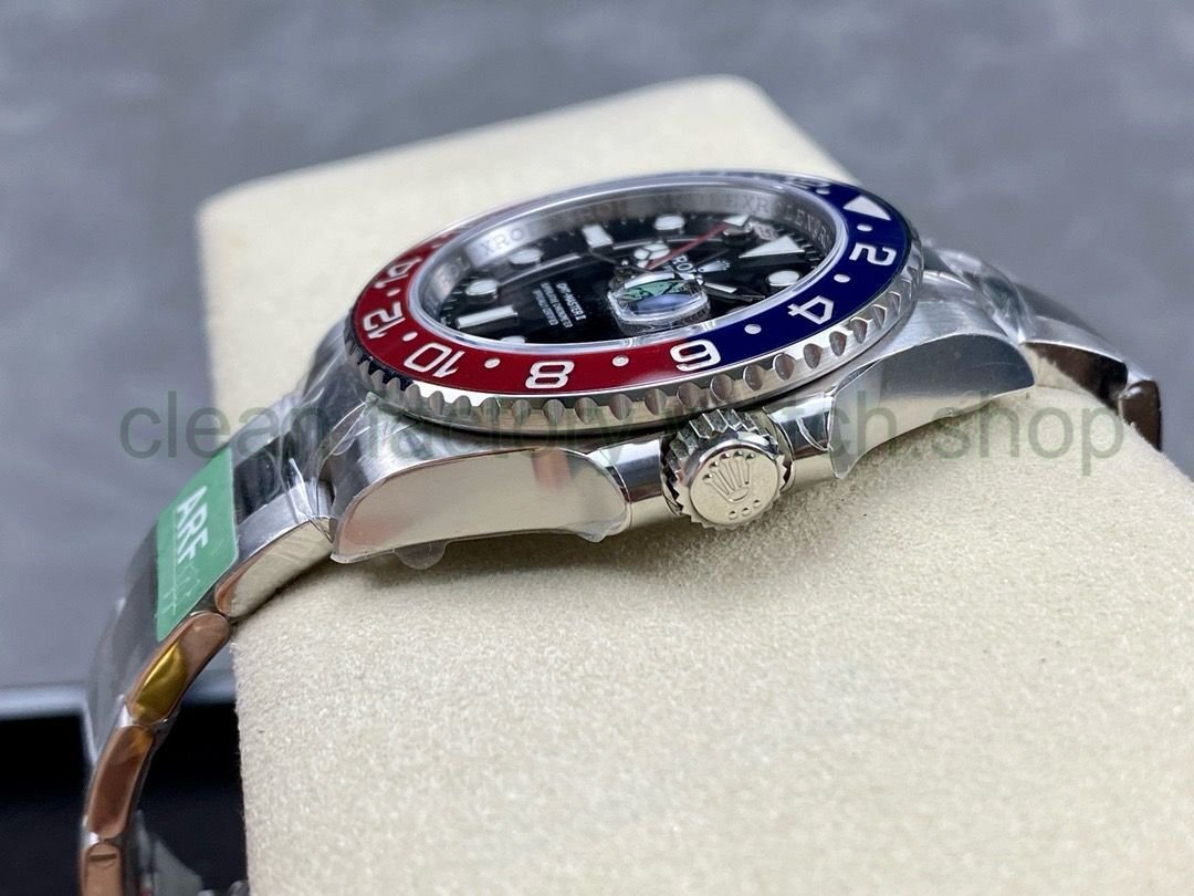 f8d833ca-ba32-4833-84b1-a44df16ca28c f8d833ca-ba32-4833-84b1-a44df16ca28c