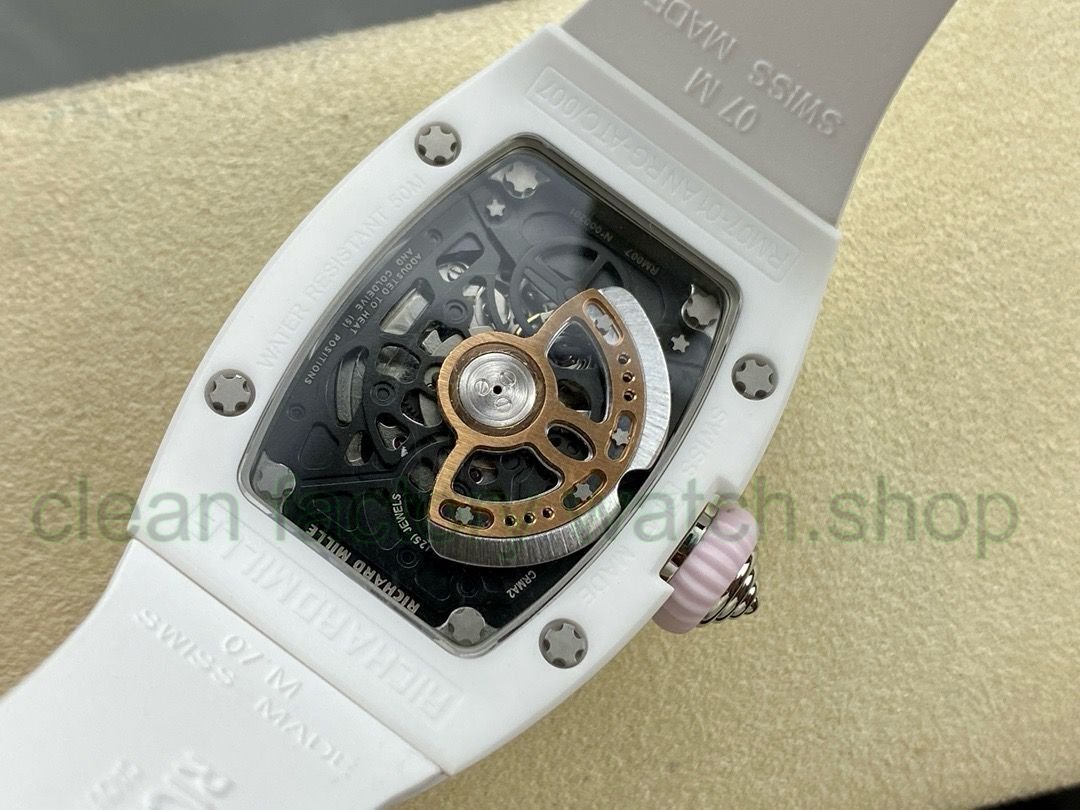 fbbdcd7c-fa94-4c4e-bead-28dd7951fdc4 fbbdcd7c-fa94-4c4e-bead-28dd7951fdc4