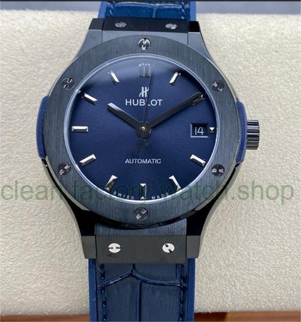 0c25485d 1704 4493 8fd5 b697b9c7a536 1 Clean Factory Watch