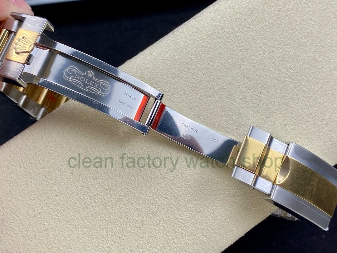 745d8957-e7b9-4d4f-8ca0-a9a6a5e14190 745d8957-e7b9-4d4f-8ca0-a9a6a5e14190