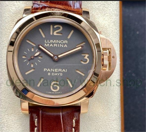 9abb743a c6da 4c10 bb70 e2b49d58cb87 Clean Factory Watch