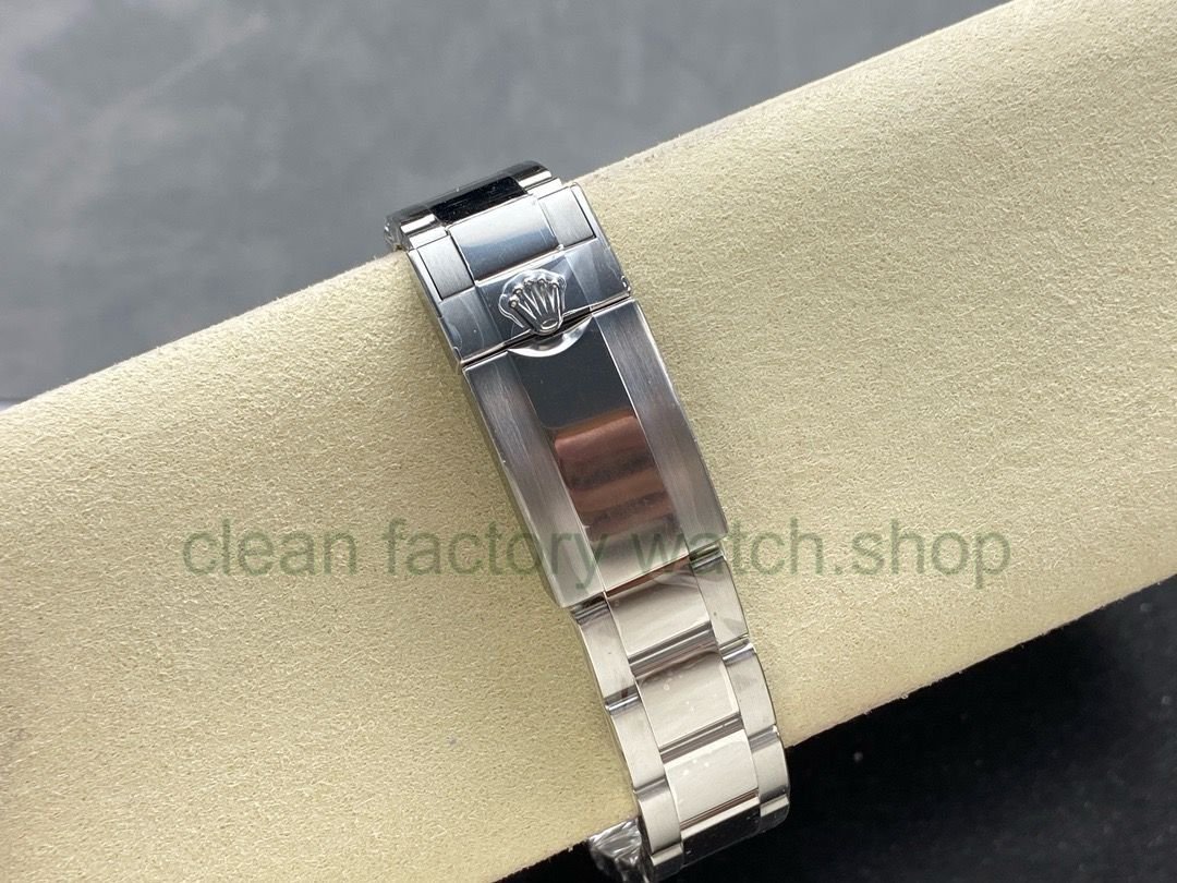 e3bb8579-6c86-463a-a3ea-fe1f63ad71c8 e3bb8579-6c86-463a-a3ea-fe1f63ad71c8