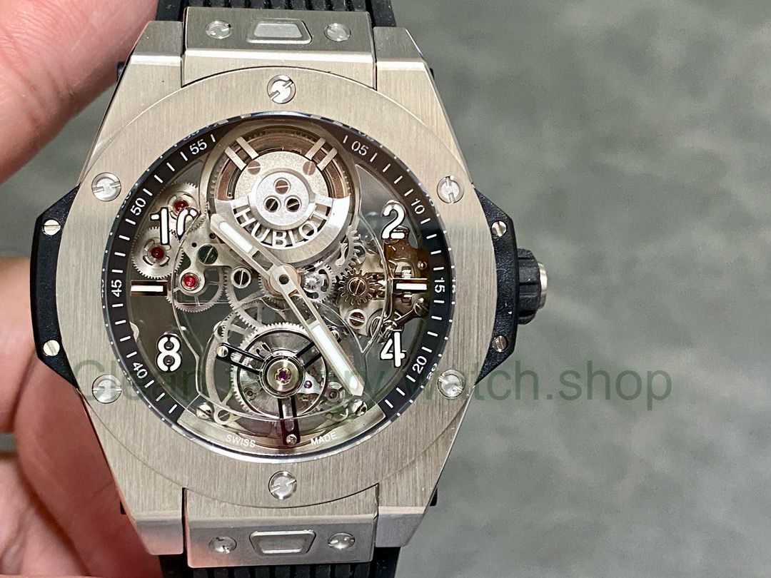 0abe7ad9 cc1a 4a4e 8895 8f0fb47728c5 Clean Factory Watch