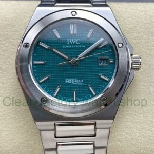 0afeba82 42fa 45fc b531 049805194ee0 Clean Factory Watch