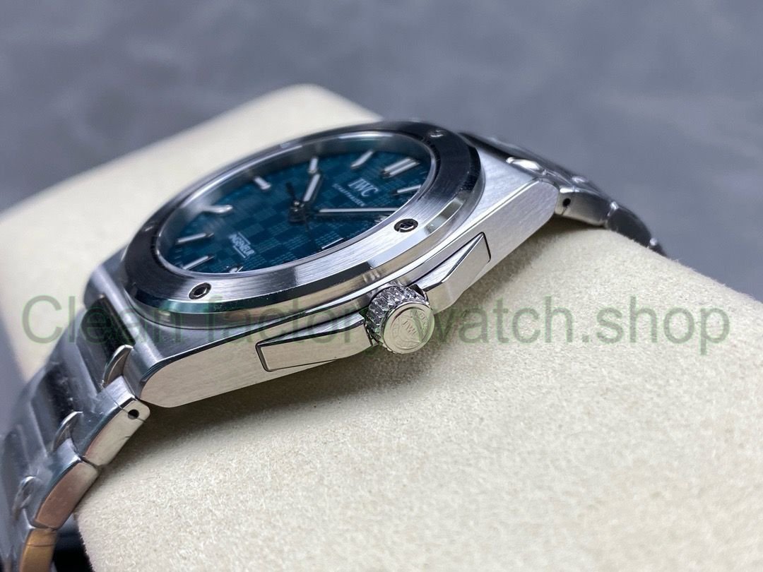 2b8eeb2b-85e2-4b4e-83ca-161f0c3adc71 2b8eeb2b-85e2-4b4e-83ca-161f0c3adc71