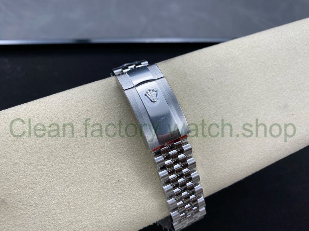 40e89d94-928f-45eb-9ead-49db27a47f5b 40e89d94-928f-45eb-9ead-49db27a47f5b