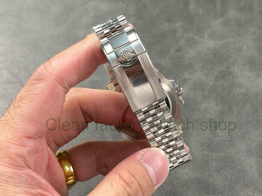 8d4a8be8-0e5f-43c4-a8ad-da3acf126a9e 8d4a8be8-0e5f-43c4-a8ad-da3acf126a9e