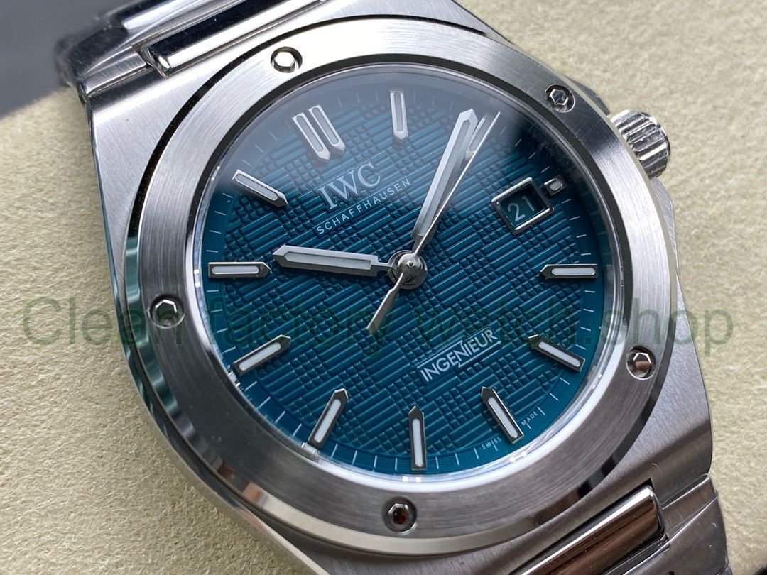 a4335c5e-df84-4741-9860-916247dd3b53 a4335c5e-df84-4741-9860-916247dd3b53