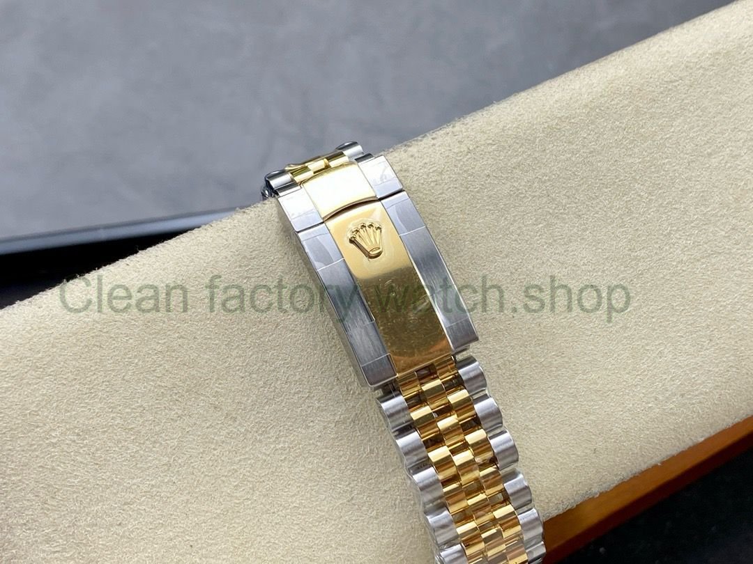 e27f76f4-de14-4555-9ba4-8769273acc09 e27f76f4-de14-4555-9ba4-8769273acc09